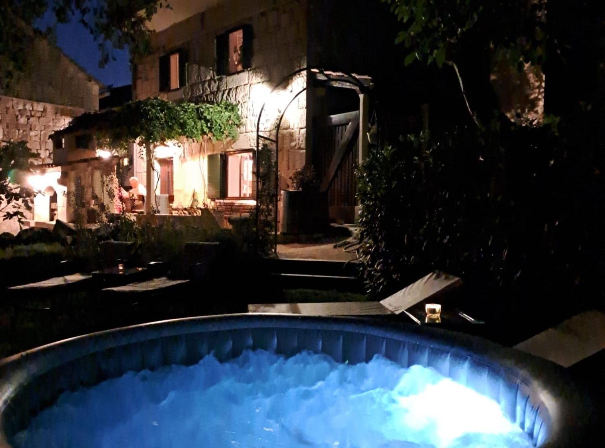 Ferienhaus Authentic Stone House Lola *